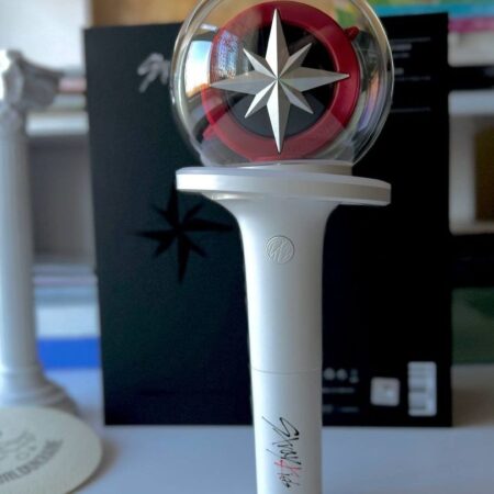 Stray Kids OFFICIAL LIGHT STICK VER.2