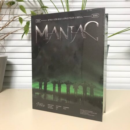 Офіційний фотобук Stray Kids 2nd World Tour MANIAC in Seoul (2022–2023) у заводській упаковці