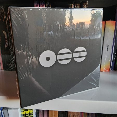 BTS - ARIRANG T-Shirt CD Box Set