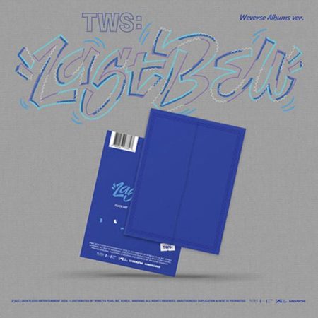 Альбом TWS Last Bell у версії Weverse Albums — синій компакт-пакет із графічним написом назви.