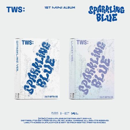 TWS 1st Mini Album Sparkling Blue — два варіанти обкладинки (Sparkling Ver. та Lucky Ver.) з синім написом на білому тлі.